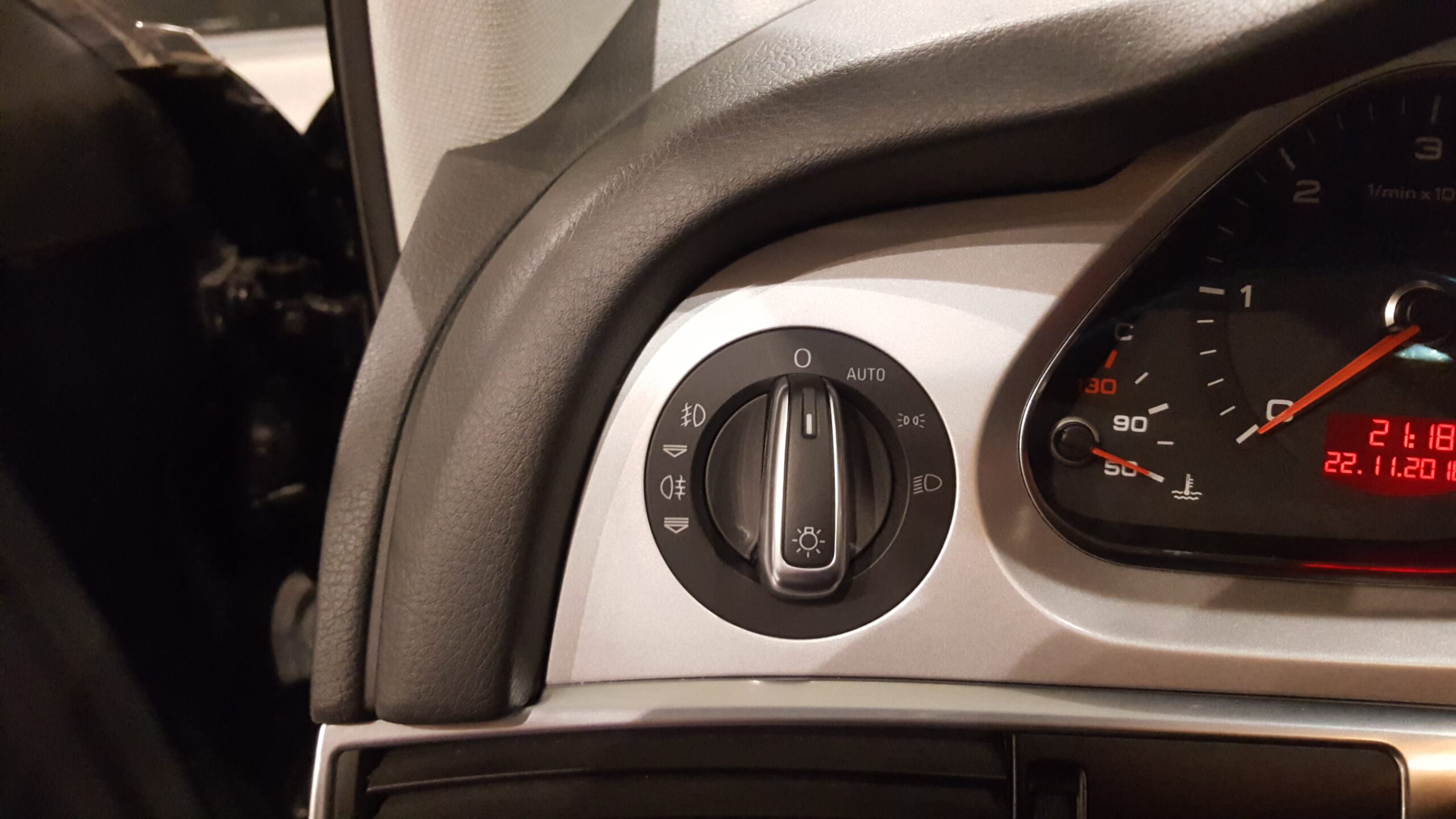 AUDI A6 2.0 TDI - Imagen 13