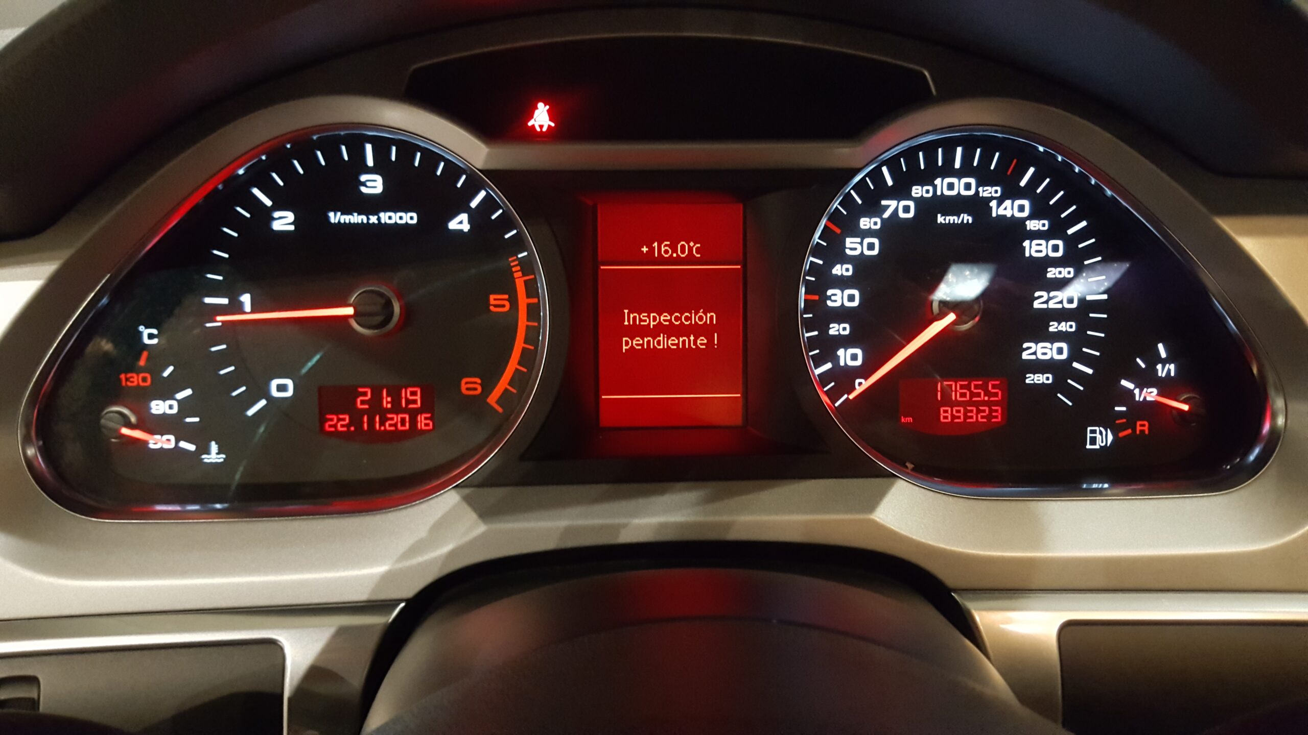 AUDI A6 2.0 TDI - Imagen 14