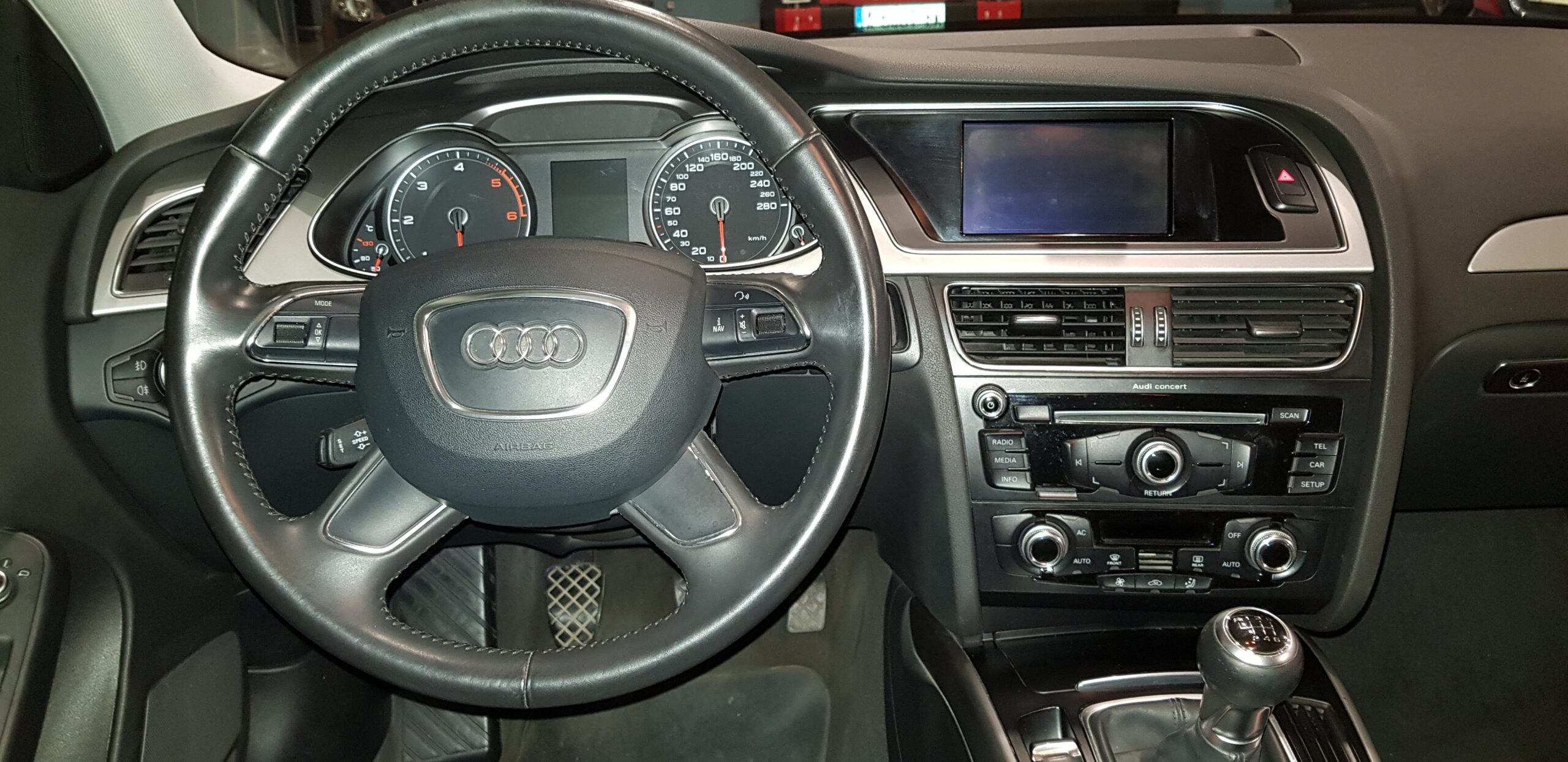 AUDI A4 Allroad Quattro 2.0 TDI 177cv quattro 5p - Imagen 9