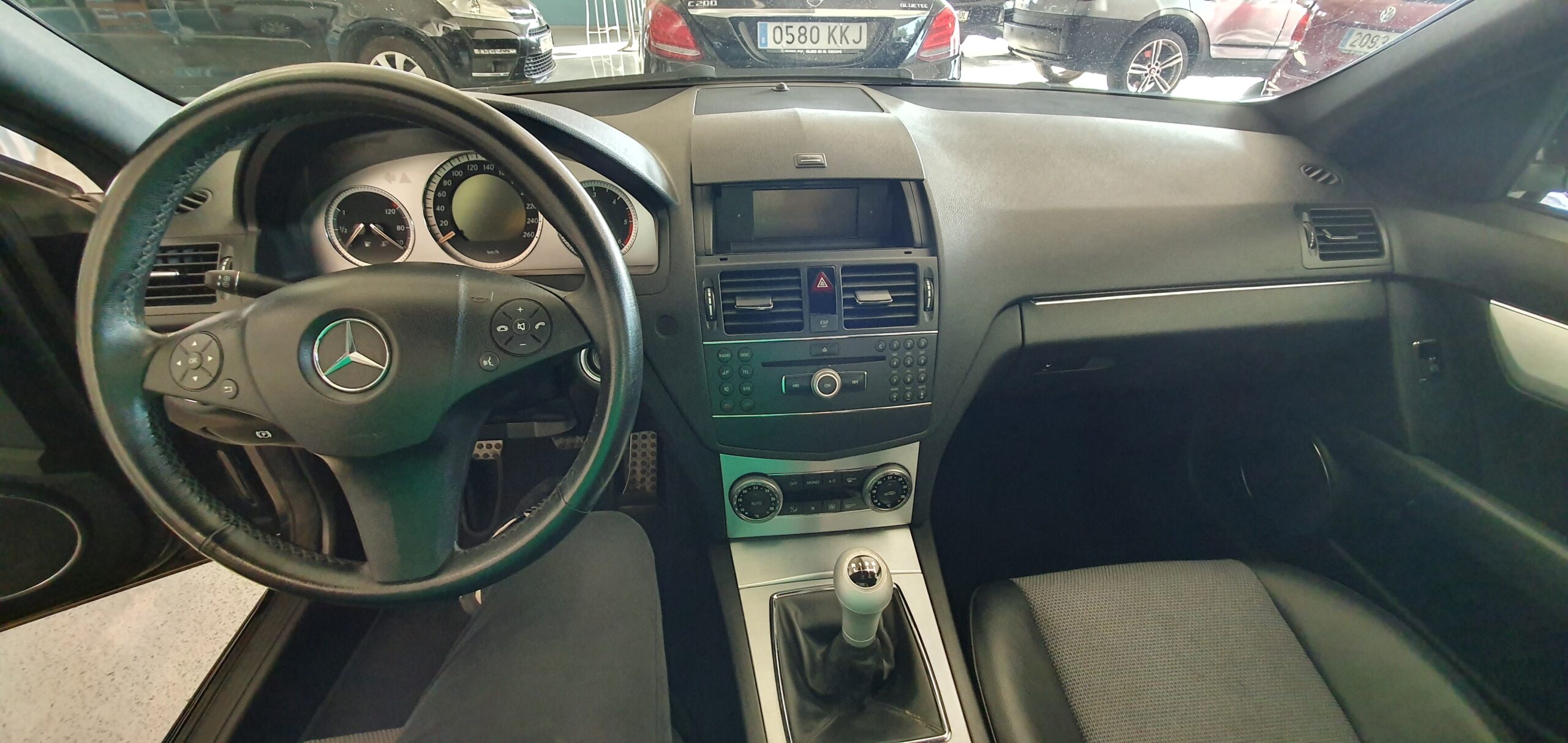 MERCEDES-BENZ Clase C C 320 CDI AVANTGARDE 4p. - Imagen 9