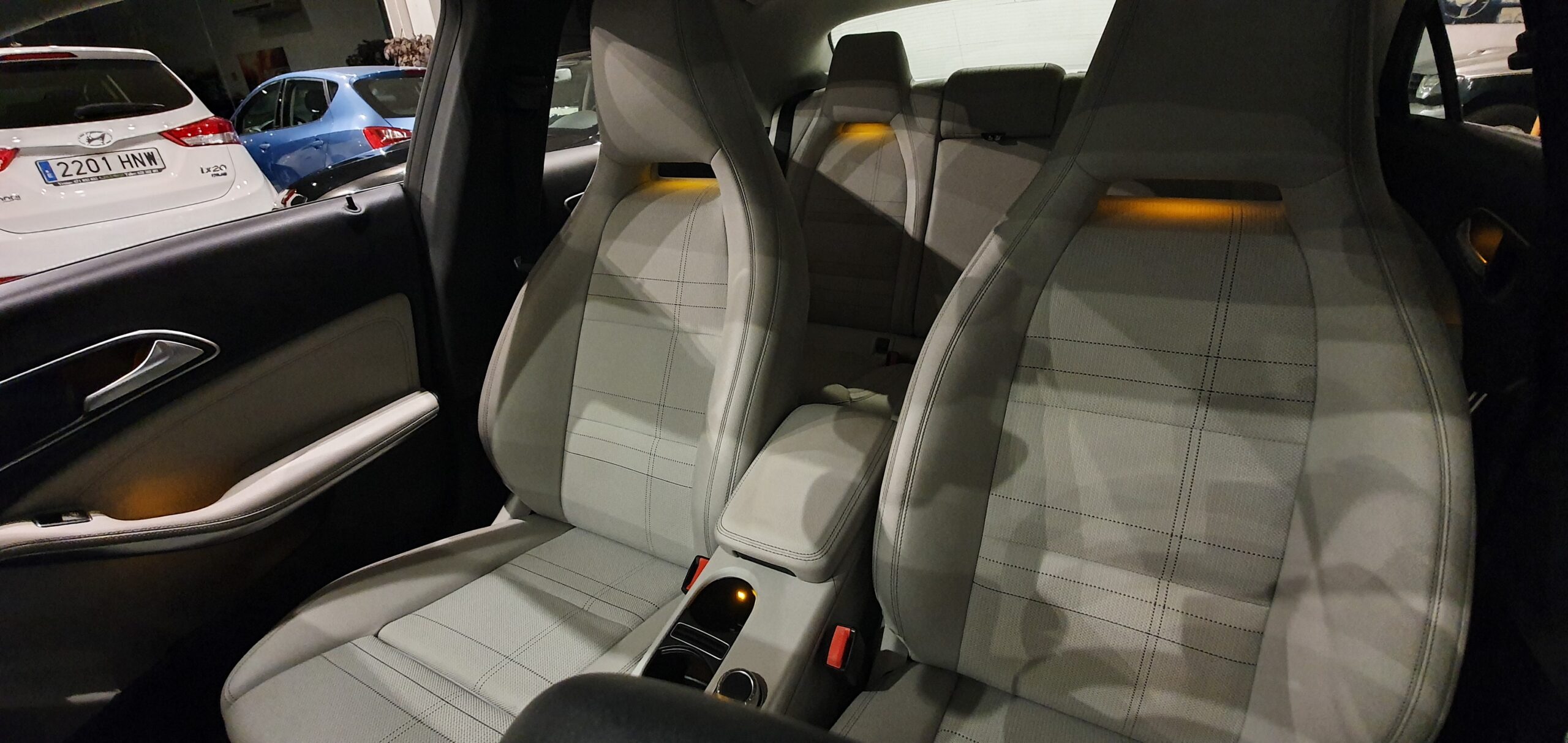 MERCEDES-BENZ Clase CLA CLA 200 d Urban 4p. - Imagen 13