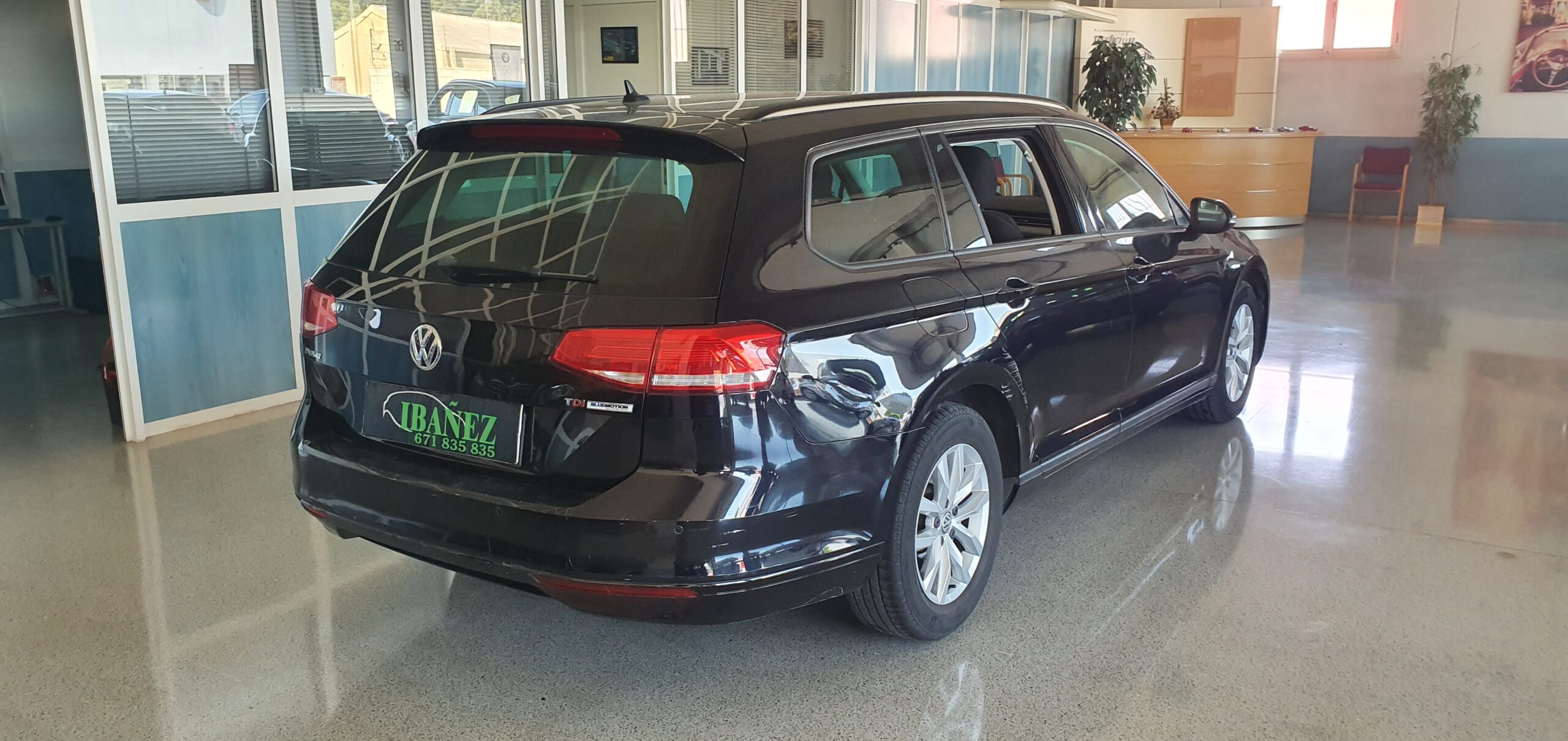 Ibañez Automóviles - VOLKSWAGEN Passat Advance 1.6 TDI 88kW 120CV Variant 5p. - 20210507 165734 scaled
