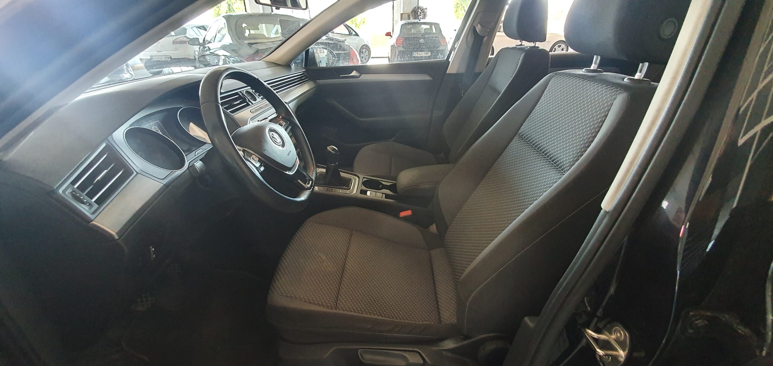 Ibañez Automóviles - VOLKSWAGEN Passat Advance 1.6 TDI 88kW 120CV Variant 5p. - 20210507 165910 scaled