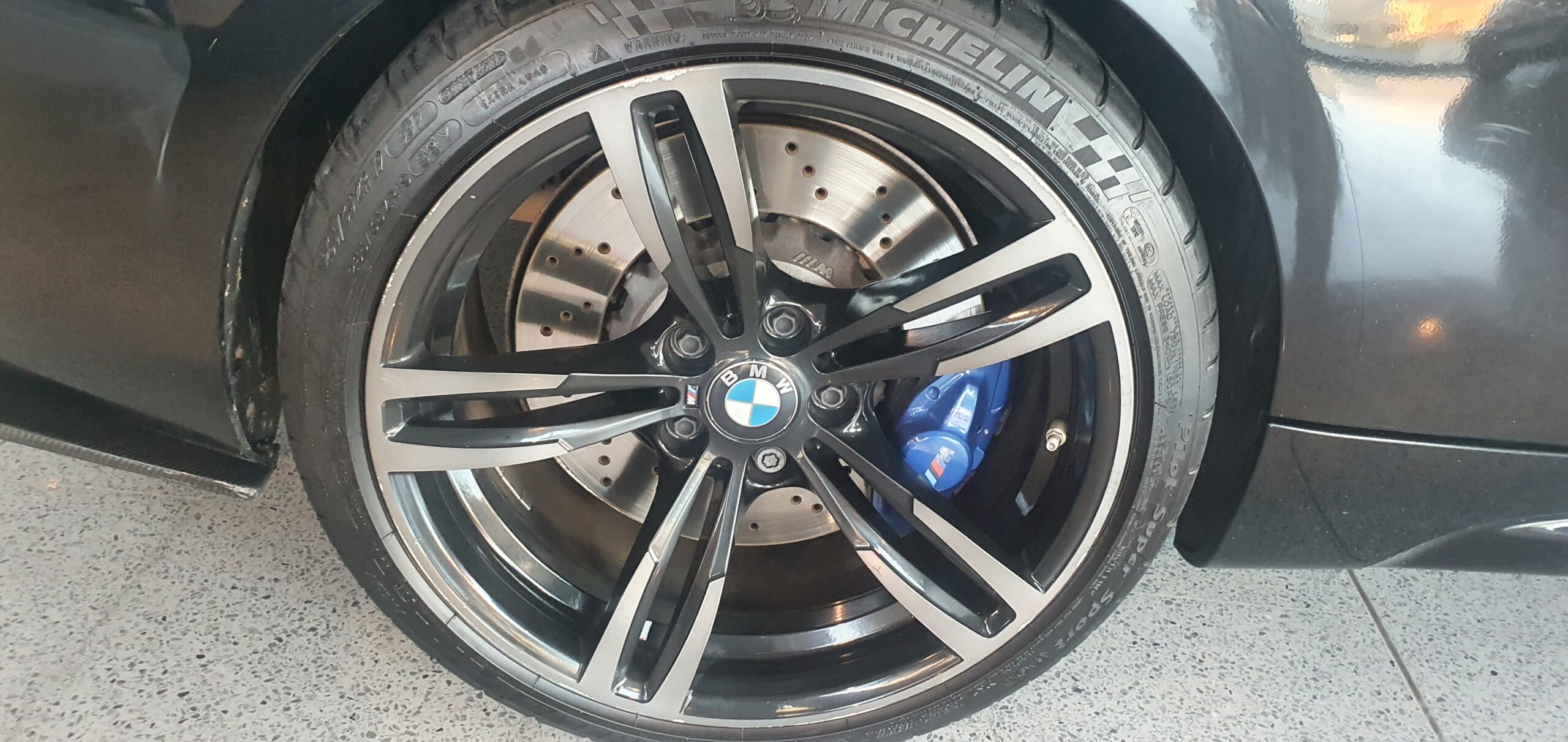 Ibañez Automóviles - BMW Serie 2 M2 2p. PERFORMANCE Full Carbono - 20211007 190835 scaled