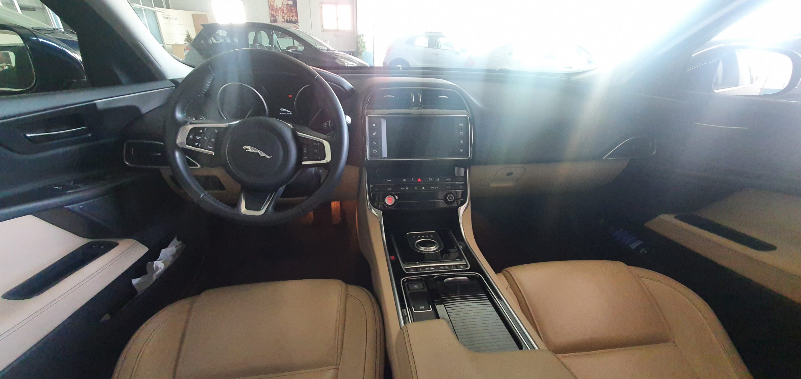 Ibañez Automóviles - JAGUAR XE 2.0 Diesel 180Cv Prestige Auto AWD 4p. - 20220411 171644 scaled