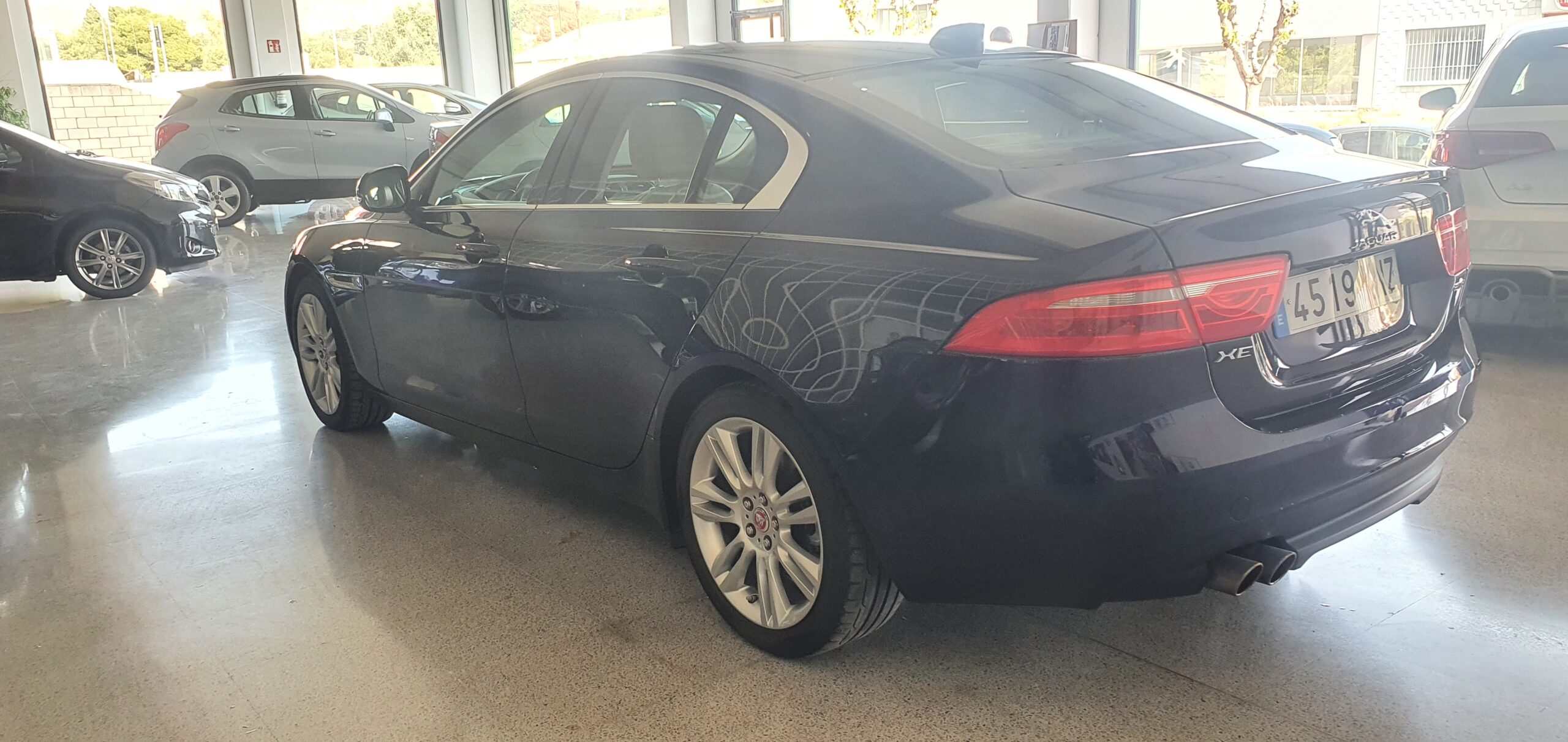 Ibañez Automóviles - JAGUAR XE 2.0 Diesel 180Cv Prestige Auto AWD 4p. - 20220411 171751 scaled