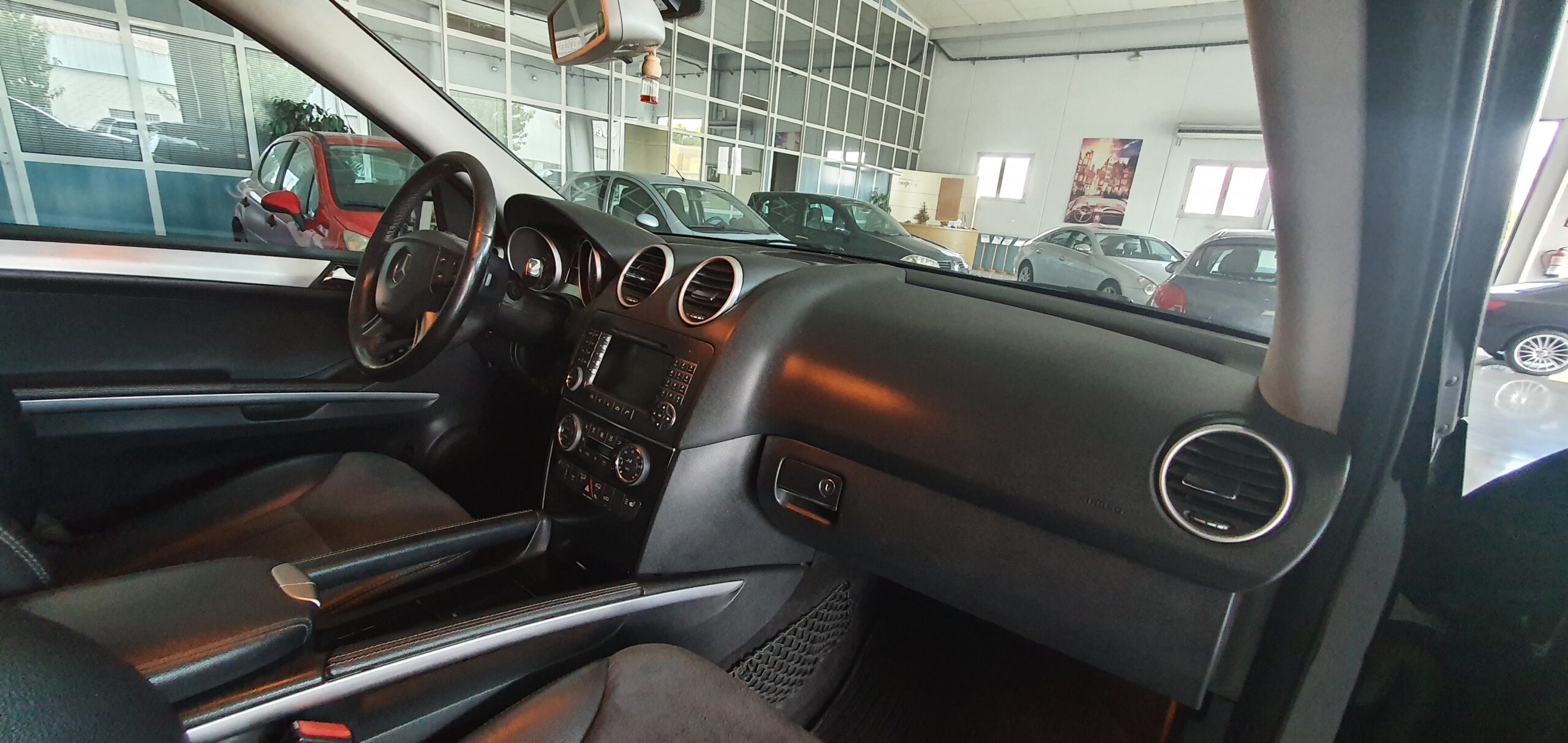 Ibañez Automóviles - MERCEDES-BENZ Clase M ML 320 CDI - 20220907 184947 scaled