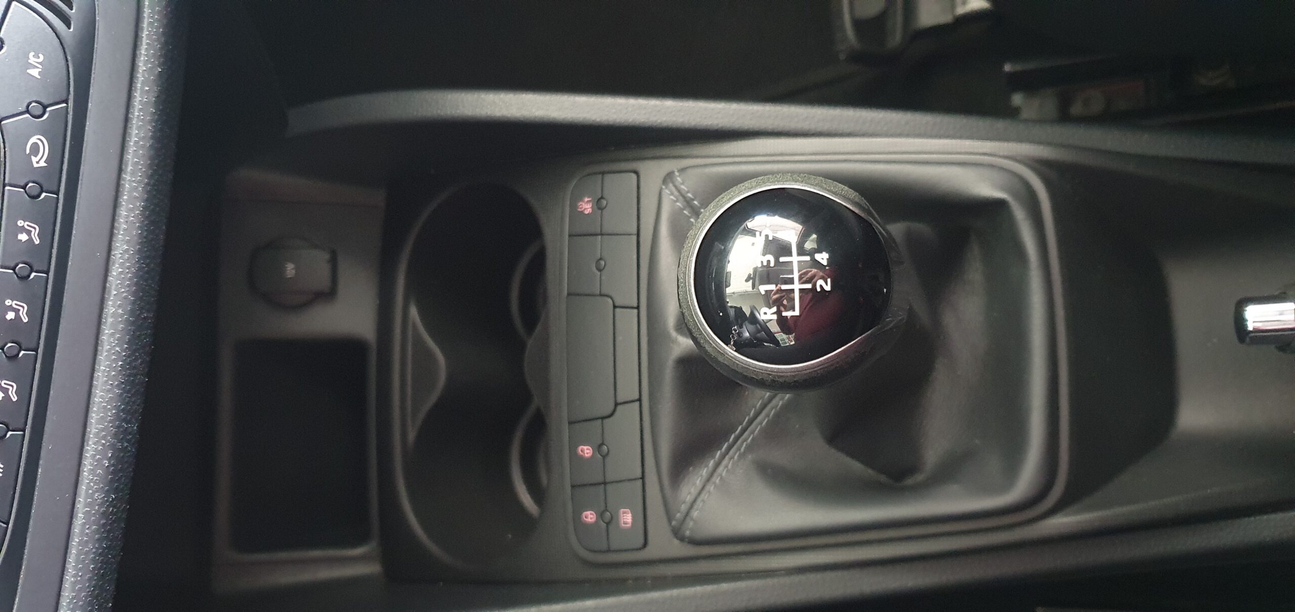 Ibañez Automóviles - SEAT Ibiza 1.6 TDI 105cv Style ITech 30 Aniversario - 20221219 131432 scaled