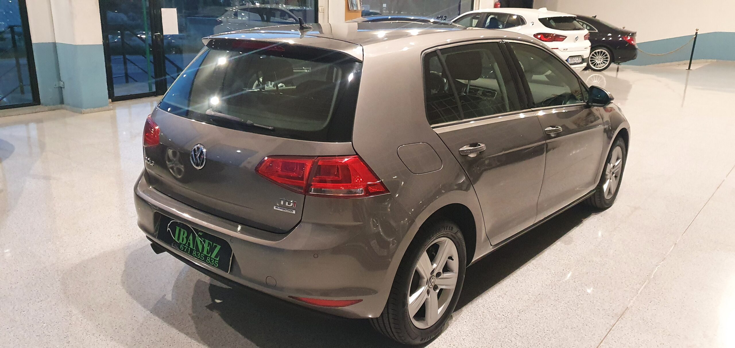 VOLKSWAGEN Golf Advance 1.6 TDI 105cv BMT - Imagen 6