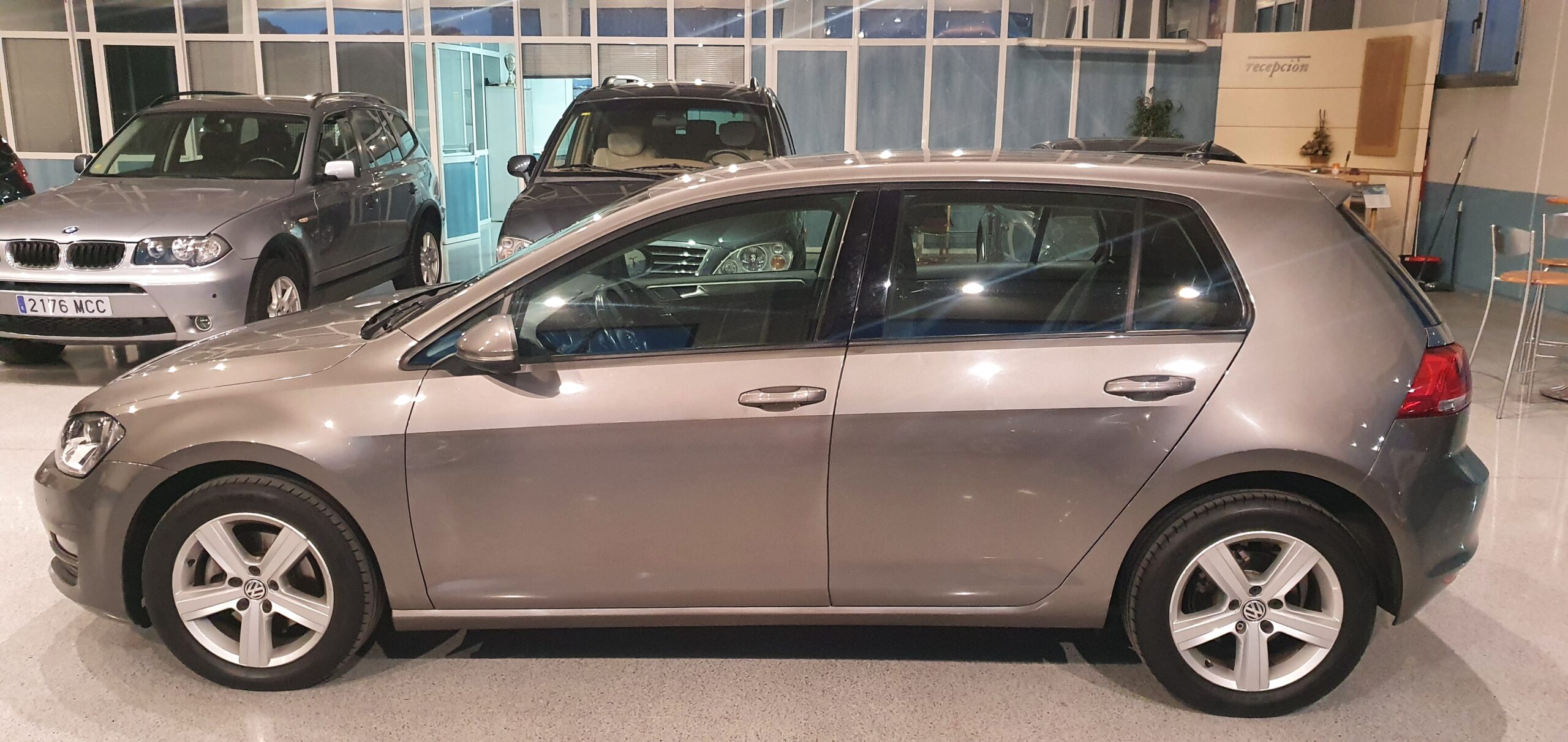 VOLKSWAGEN Golf Advance 1.6 TDI 105cv BMT - Imagen 8