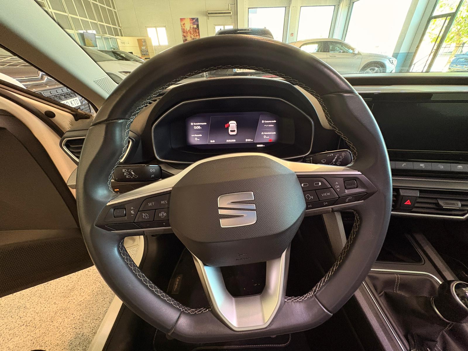 SEAT Leon IV Sportstourer 2.0 TDI 115cv - Imagen 8
